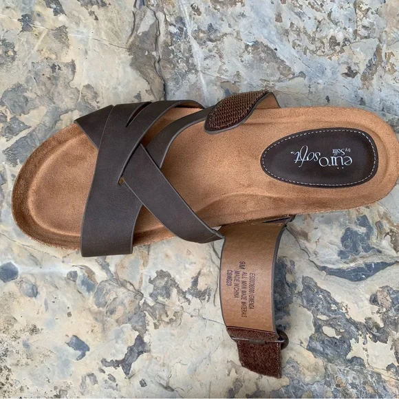 Eurosofft by Sofft brown womens sandals - Picture 4 of 6